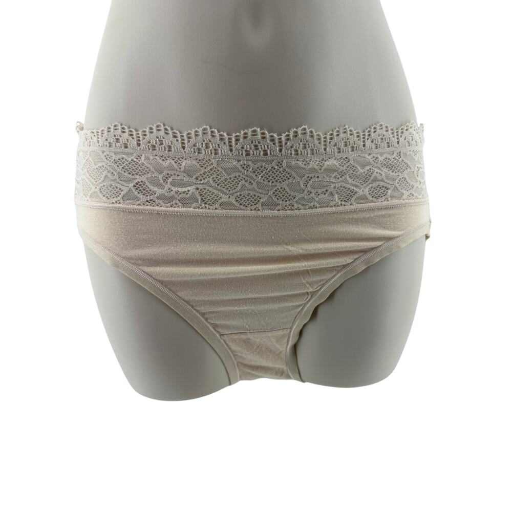 Soma Embraceable High-Leg Panty with Enchanting Lace Womens Medium